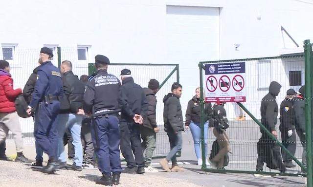Im bosnischen Flüchtlingscamp Lipa soll eine Haftanstalt gebaut werden.