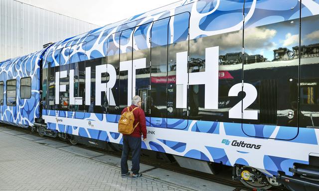 Wasserstoff soll in Europa (fast) alles richten: im Bild der Flirt-H2-Wasserstoffzug von Stadler. 