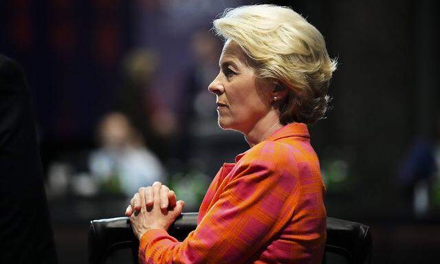 November 15, 2022, Nusa Dua, Bali, Indonesia: European Commission President Ursula von der Leyen waits for the start of