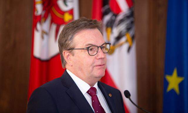 Tirols Landeshauptmann Günther Platter greift zu drastischen Maßnahmen.