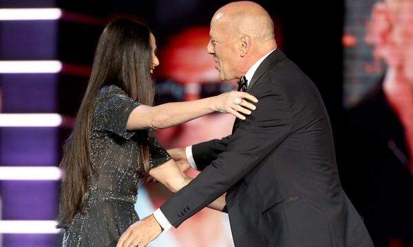 Demi Moore und Bruce Willis freuen sich über ihr erstes Enkerl.