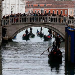 Die italienische Stadt Venedig hat die Testphase beendet, in der sie Eintrittsgeld für Tagestouristen erhoben hat.