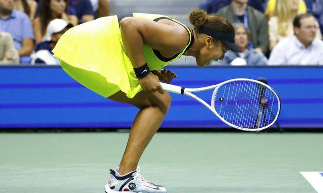 Nach ihrem überraschend frühen Aus bei den US Open kündigt Naomi Osaka eine Pause an. 