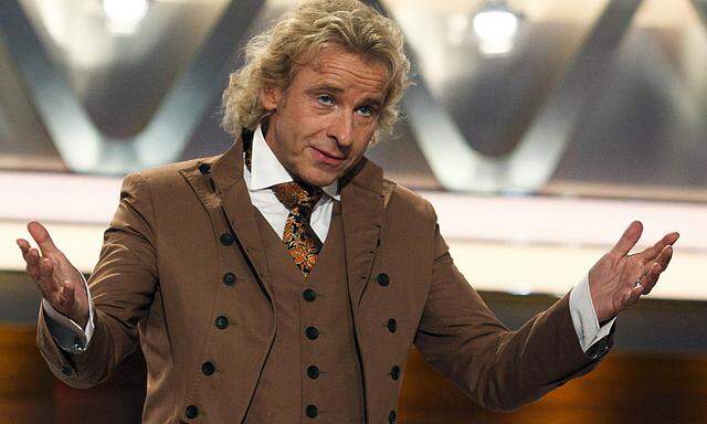 German TV host Thomas Gottschalk tells his audience that the live broadcast of  ´Wetten Dass´ (Bet it...?) will be suspended in Duesseldorf