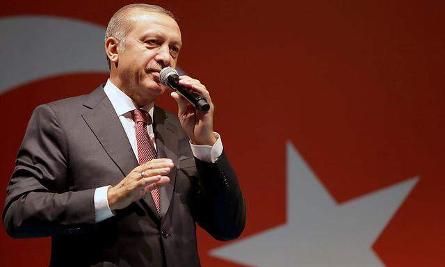 Erdogan hatte 2009 Geheimgespräche mit der PKK aufgenommen.