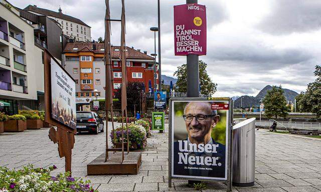 Wahlplakate in Kufstein