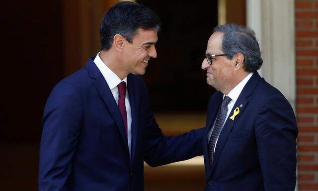 Die Bilder vom Treffen zwischen Spaniens Regierungschef Pedro Sánchez und Kataloniens Separatistenführer Quim Torra könnten das Ende einer längeren politischen Eiszeit signalisieren.
