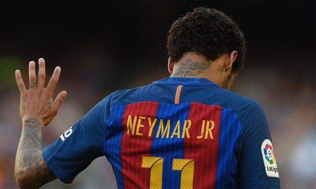 Neymar muss seinem Ex-Verein Barcelona 6,7 Millionen Euro zahlen.