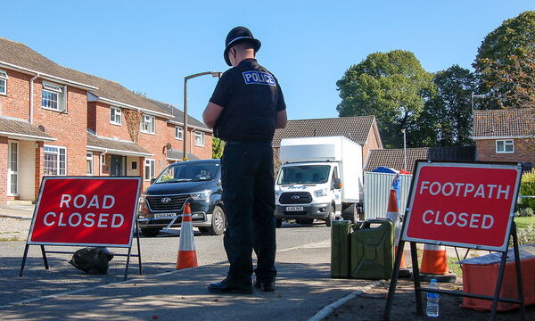 2018 wurde Sergej Skripal vor einem Restaurant in London mit Nowitschok vergiftet. Die Formel für das Nervengift gelang auch zu Wirecard-Boss Jan Marsalek - womöglich über Österreich. 