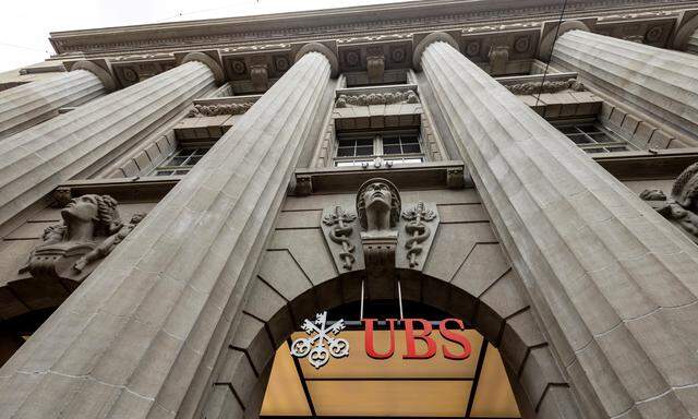 Voriges Jahr übernahm die UBS durch Notfusion die Credit Suisse.