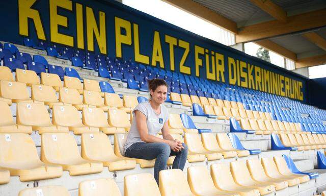 Vienna und Hohe Warte sind erst der Anfang. Mit dem Projekt „Kick it like Nina“ will Nina Burger in Wien auch in Schulen für Fußball werben.
