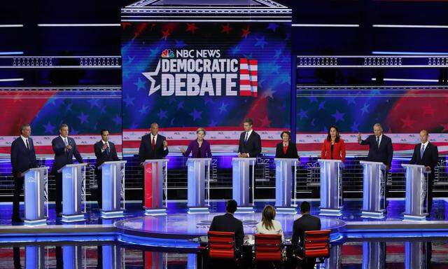 Die erste TV-Debatte der Demokraten lieferte einen Vorgeschmack darauf, wie zäh der parteiinterne Auswahlprozess bei den Demokraten sein wird