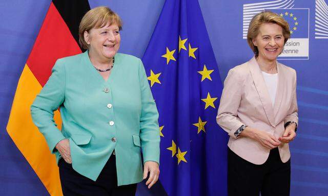 Deutschlands Bundekanzlerin Angela Merkel und EU-Kommissionspräsidentin Ursula Von der Leyen