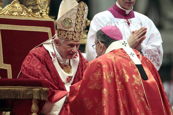 Ein gewichtiges Wort bei der Papstwahl wird auch Francesco Moraglia zukommen, dem Patriarch von Venedig. Moraglia ist defacto kein Kardinal, aber mit dem Posten in Venedig ist traditionellerweise auch die Kardinalswürde verbunden. Moraglia gilt als "Persönlichkeit", die die Papstwahl durchaus beeinflussen kann.