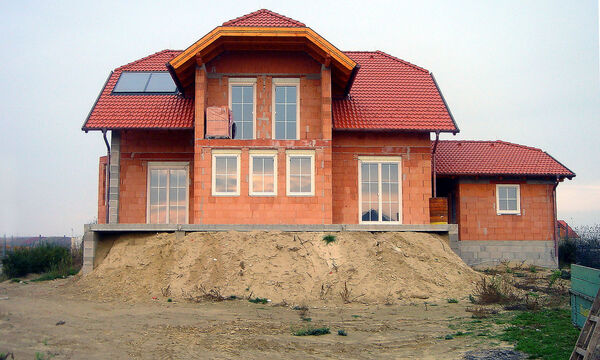 Archivbild: Rohbau eines Einfamilienhaus