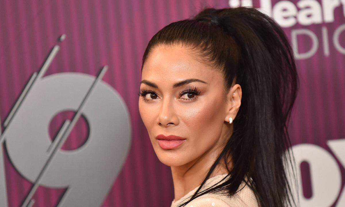 Ein bisschen Botox hier, ein bisschen Lip Filler dort: Auch Nicole Scherzinger hat Hand anlegen lassen.