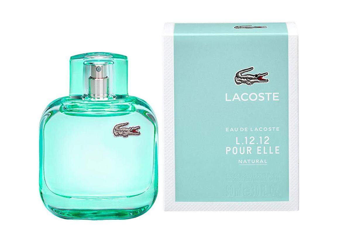 „Eau de Lacoste pour elle – Natural“ ist ein sportlicher Duft von Lacoste, 50 ml Eau de Toilette um 56 Euro. Flakon, 100 ml Eau de Toilette um 41 Euro.