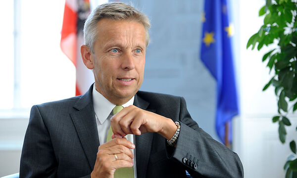 Schwarzgeld an die ÖVP? Lopatka "weiß davon nichts"