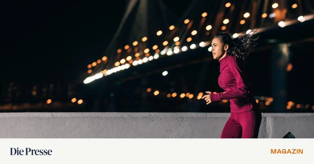 M-ssen-sich-Frauen-beim-Laufen-f-rchten-premium-