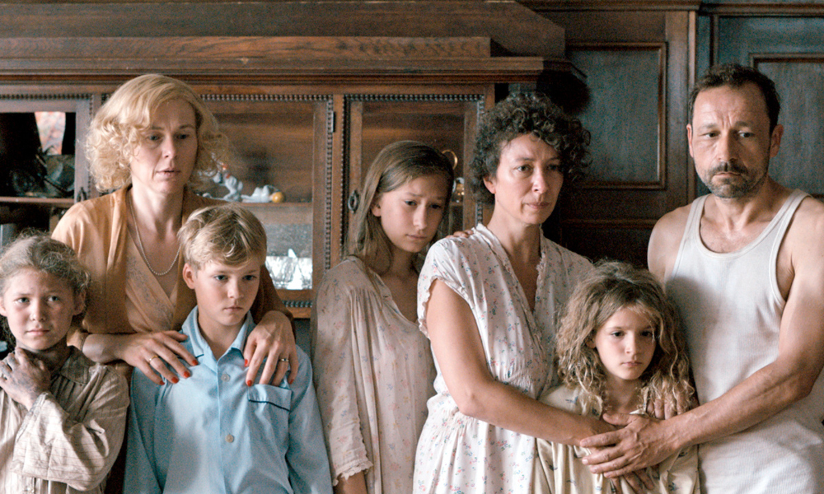 Familienbande. Christine Nöstlinger und ihre Familie erlebten das Kriegsende in einer Villa in Neuwaldegg.