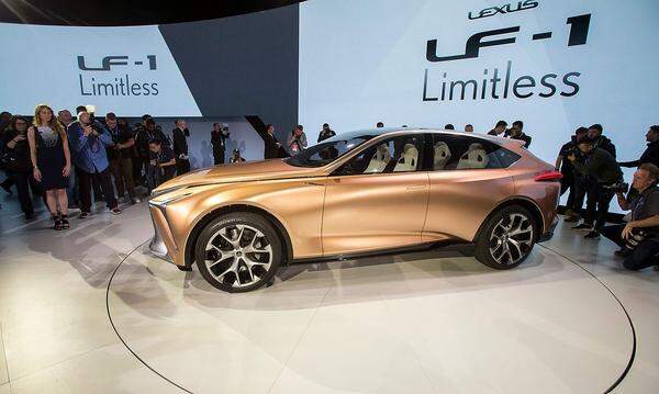 Lexus ist, zumindest im Premiummarkt, eine Macht in Amerika. Das Konzept LF-1 zeigt eine mögliche neue Plattform für alternative Antriebsarten, von batterieelektrisch bis Brennstoffzelle.