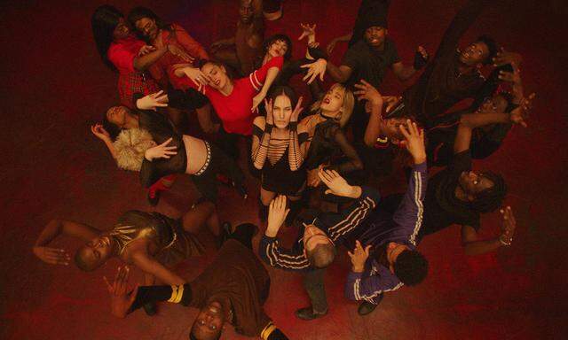 Ekstatisch: Gaspar Noé hat für seinen Film „Climax“ über 20 junge Tanztalente rekrutiert – und ihren Bewegungsenergien freie Bahn gelassen. Ab Freitag im Kino. 