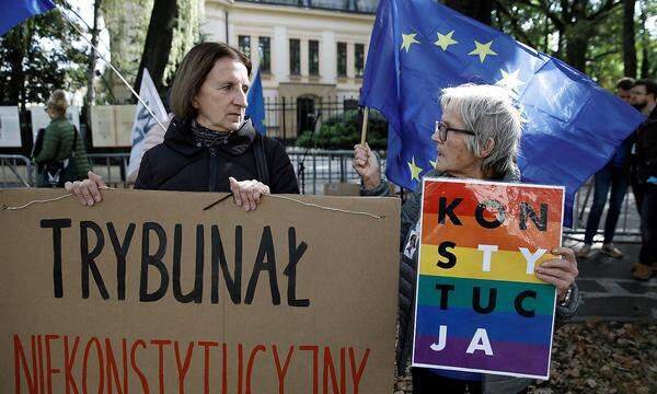FILE PHOTO: Demonstration outside Poland's Constitutional Tribunal building in Warsaw