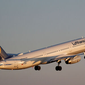 FILE PHOTO: A Lufthansa AIrbus A321 airplane takes off from the airport in Palma de Mallorca