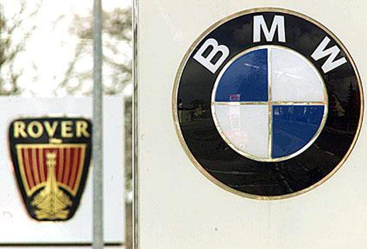 BMW glaubte schon Anfang der 1990er Jahre an Investitionen im Ausland. Der Chef Bernd Pischetsrieder fädelte 1994 die Übernahme des britischen Automobilherstellers Rover ein. BMW zahlte damals zwei Mrd. DM (1,023 Mrd. Euro) und steckte erhebliche Summen in die Entwicklung neuer Modelle.