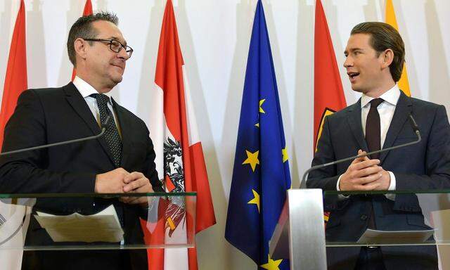 Am Neujahrstag verkündeten Regierungschef Sebastian Kurz (ÖVP) und Vizekanzler Heinz-Christian Strache (FPÖ) das Aus für den Beschäftigungsbonus und die Aktion 20.000.