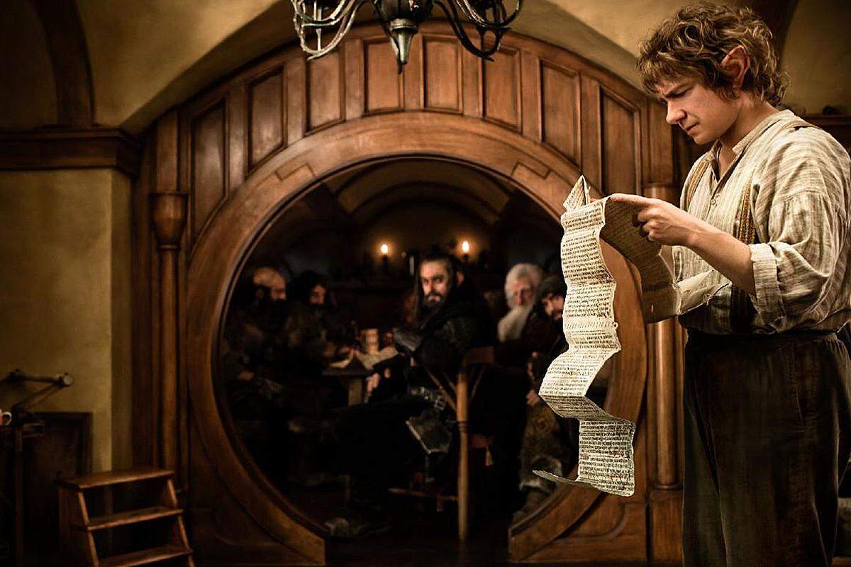 Zahlreiche Charaktere der "Ring"-Filme wurden in die "Hobbit"-Filme integriert. Unter anderem wirken Elijah Wood, Ian McKellen und Orlando Bloom wieder mit.Teil eins der 3D-Hobbit-Saga - "Eine unerwartete Reise" - läuft am 14. Dezember 2012 an, Teil zwei im Dezember 2013.