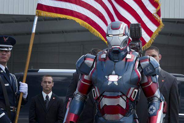 Überraschend erfolgreich war Iron Man 3. Der Film von Regisseur Shane Black (Drehbuchautor von "Lethal Weapon") spielte mehr als 1,2 Milliarden Dollar und damit nicht viel weniger als "Avengers" ein.