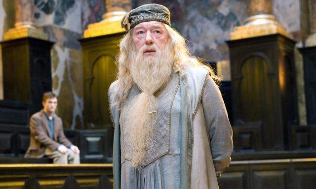 Michael Gambon in seiner bekanntesten Rolle als Professor Albus Dumbledore in der „Harry Potter“-Reihe.