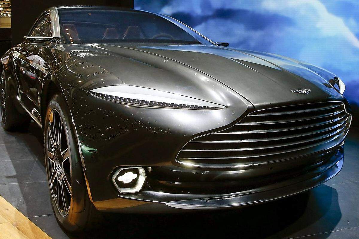 Ausgerechnet Aston Martin, bei denen man bislang unter alternativem Antrieb eher einen V8 verstand (statt eines standesgemäßen Zwölfzylinders), sprach dem Elektroantrieb beim Genfer Autosalon mächtig das Wort.tiv