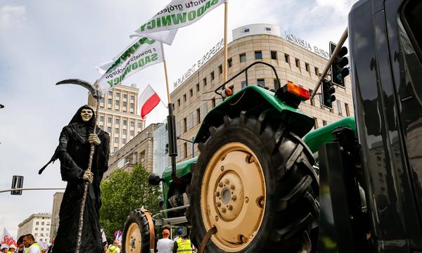 Trotz Entgegenkommens halten die Proteste der Bauern in Polen an. Ihnen geht es um ein Ende für die Billigkonkurrenz aus der Ukraine. 