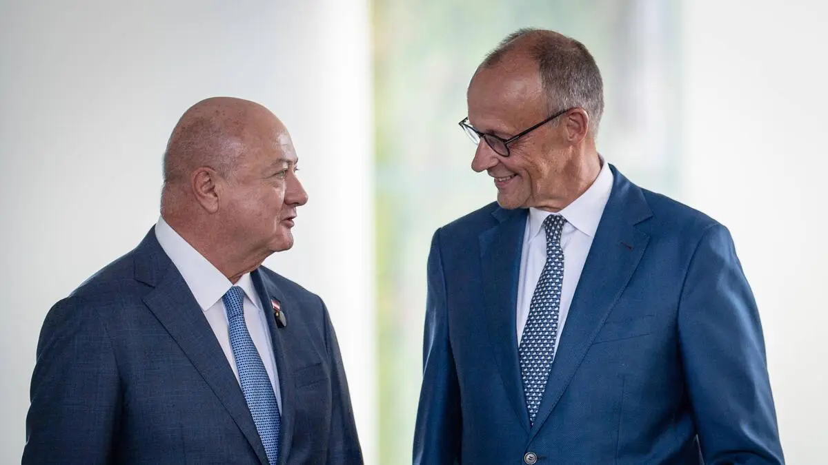 Wie üppig darf das EU-Budget sein? Christian Stocker und Friedrich Merz ...