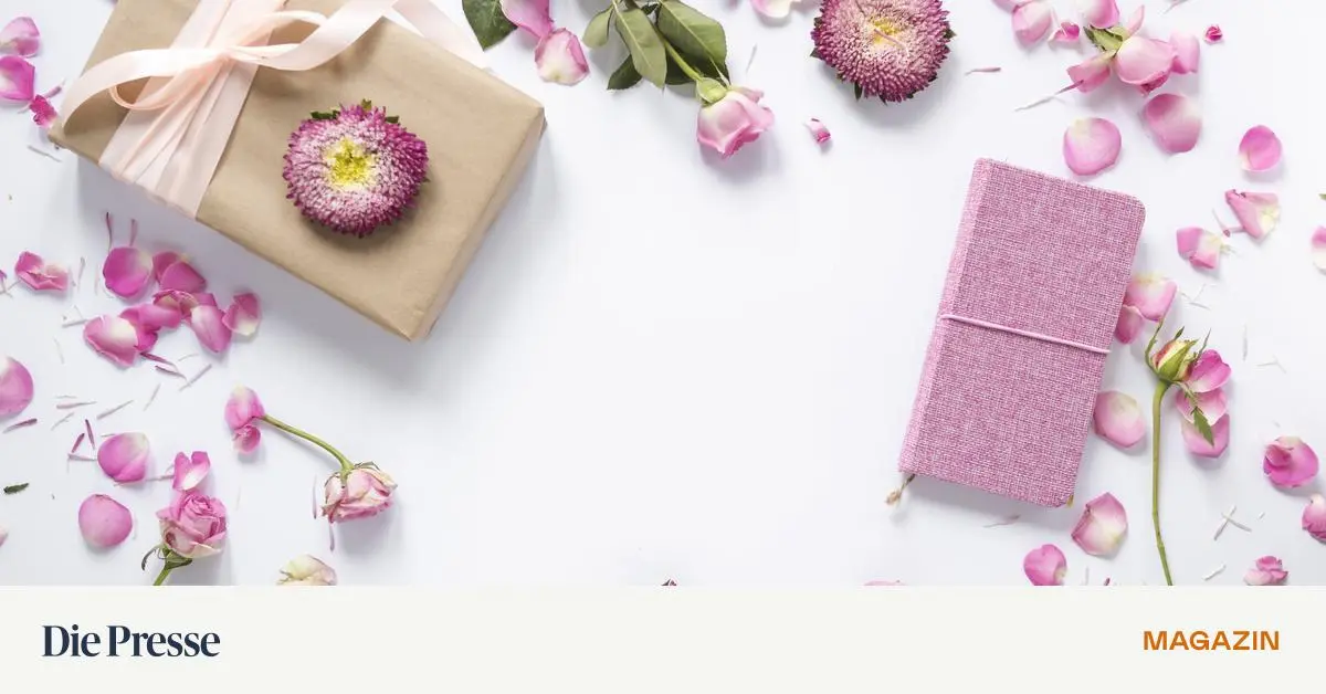 -Liebes-Tagebuch-Heute-ist-ein-super-Tag-gewesen-premium-