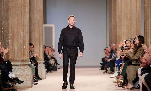 Paul Andrew auf der Mailänder Fashion Week im Herbst 2020