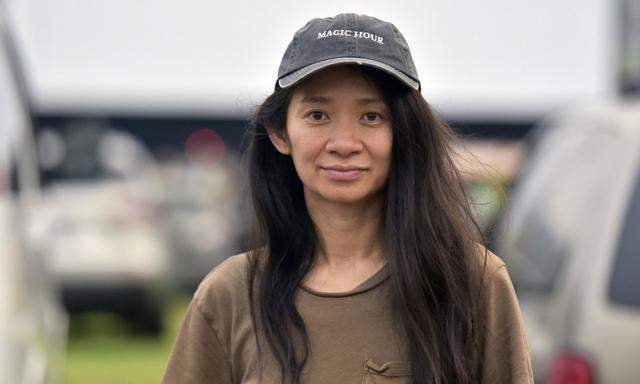 „Ich war gerade dabei, mir einen kleinen Laster auszubauen, als 'Nomadland' meinen Weg kreuzte“, sagt Regisseurin Chloé Zhao.  