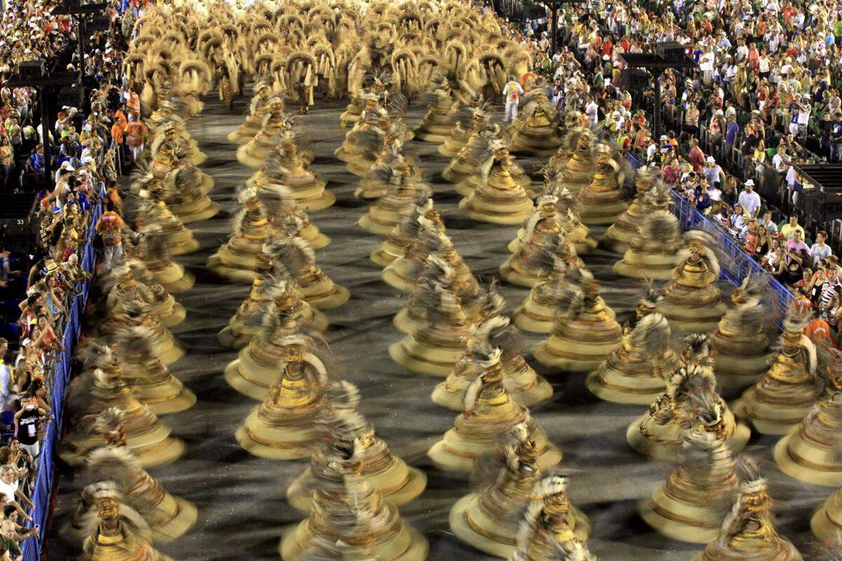 Weitere Bilder vom ersten Karneval-Defilee in Rio de Janeiro.