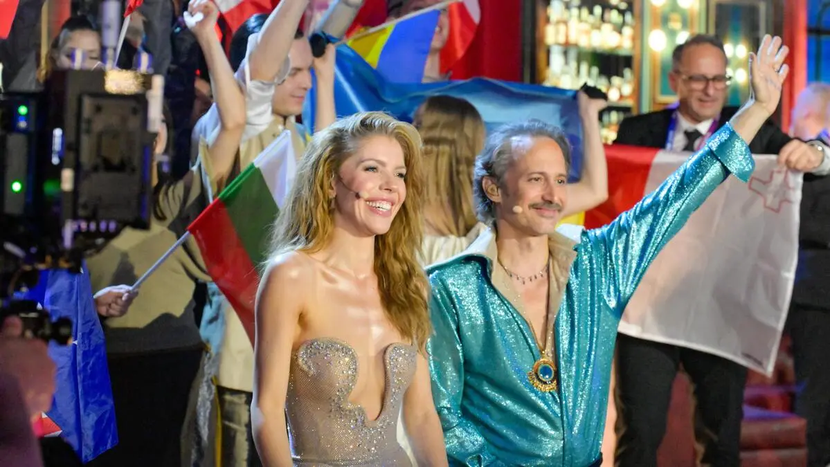 Ist-der-Song-Contest-doch-nicht-so-queer-Debatte-ber-Zwischenmoderation-von-Victoria-Swarovski-premium-