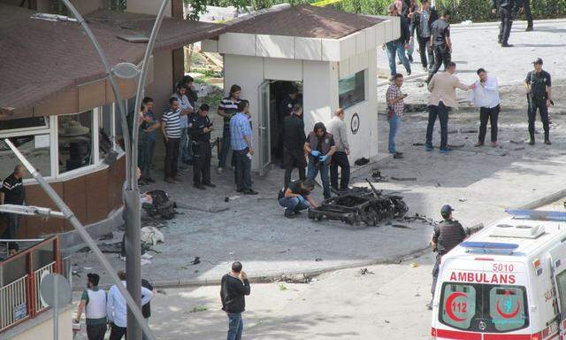 Bombenanschlag vor der Polizeizentrale in der südtürkischen Stadt Gaziantep.
