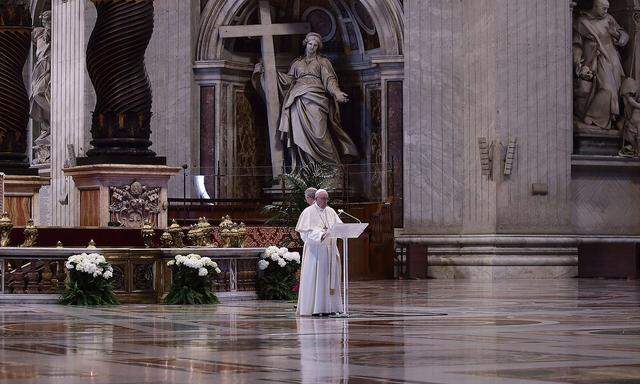 April 12, 2020 - Vatican City, Holy See - POPE FRANCIS celebrates Easter mass in an empty St. Peter s Basilica. After th