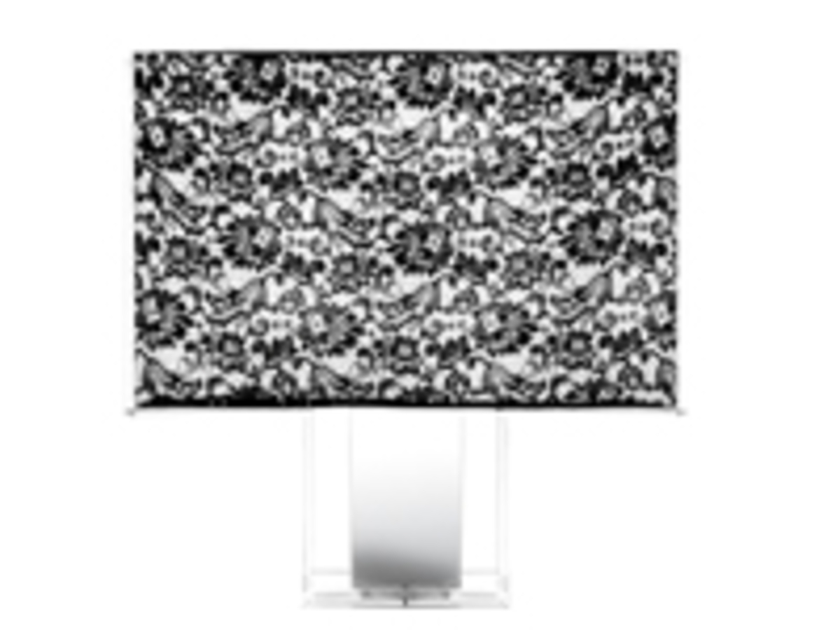 Neu gewandet. Die „Tati“-Leuchte von Laviani zieht sich in diesem Jahr eine neue Variante über, „Lace“ nämlich, also Spitze.