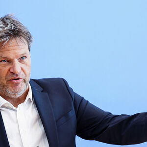 Wirtschaftsminister Habeck erläuterte die gedämpften Wirtschaftsdaten für Deutschland.