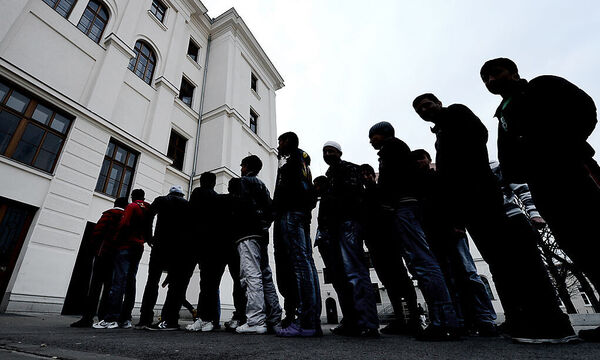 Asyllager Traiskirchen: Pröll überlegt Aufnahmestopp