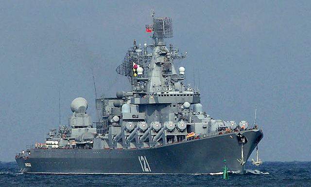 Die "Moskwa" war das Flaggschiff der russischen Schwarzmeerflotte - dementsprechend ist auch das Interesse in Russland groß, warum sie untergegangen ist.