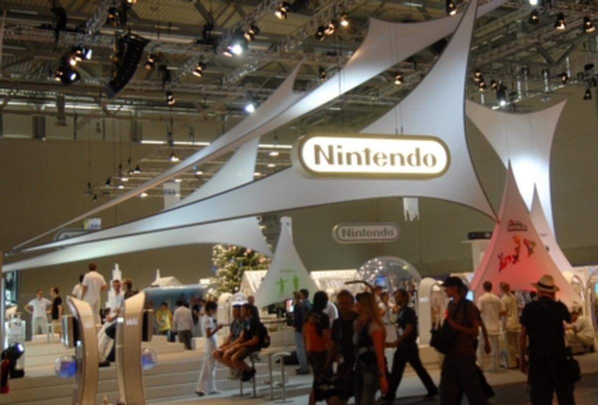 Nintendo verzichtete auf eine eigene Pressekonferenz, wohl auch weil der Hersteller keine großen Neuigkeiten zu bieten hatte. Zu sehen sind lediglich die bereits auf der E3 vorgestellten Spiele, sowie Wii Sports Resort, das als Verkaufsvehikel für den neuen Sensor Wii Motion Plus dienen soll.