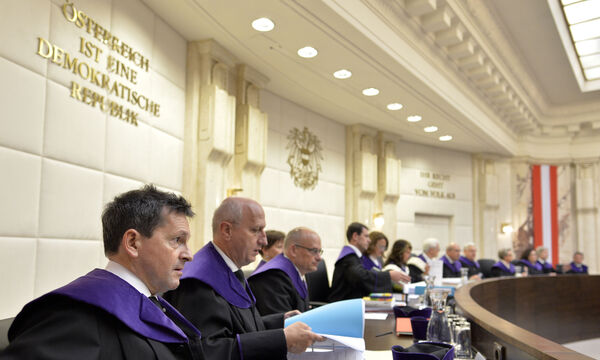 �FFENTLICHE VFGH-VERHANDLUNG ZUR BP-WAHL-ANFECHTUNG: HERBST