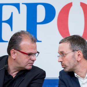 Hans-Jörg Jenewein mit FPÖ-Chef Kickl: Jenewein weist die Vorwürfe einer Verbindung zu Ex-Verfassungsschützer Ott zurück.